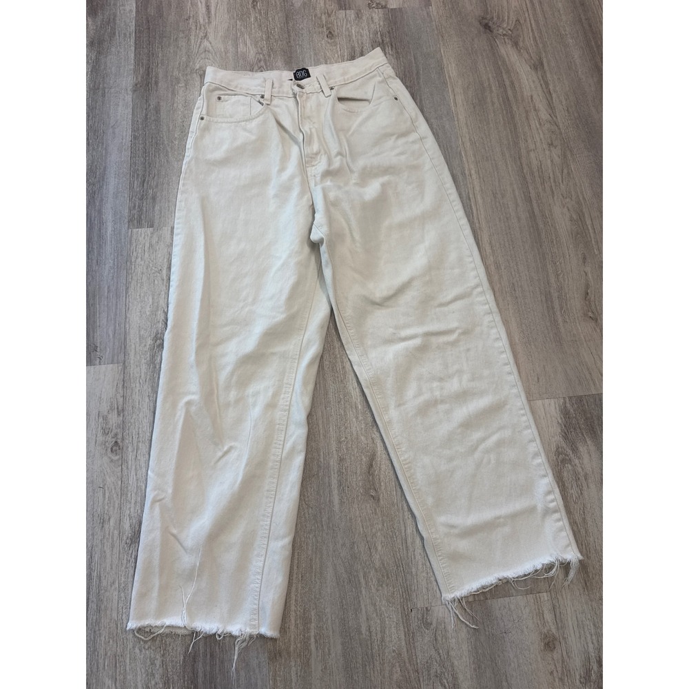 BDG Urban Outfitters High-Rise Baggy Jeans Off-White Cream Raw Hem Size 31